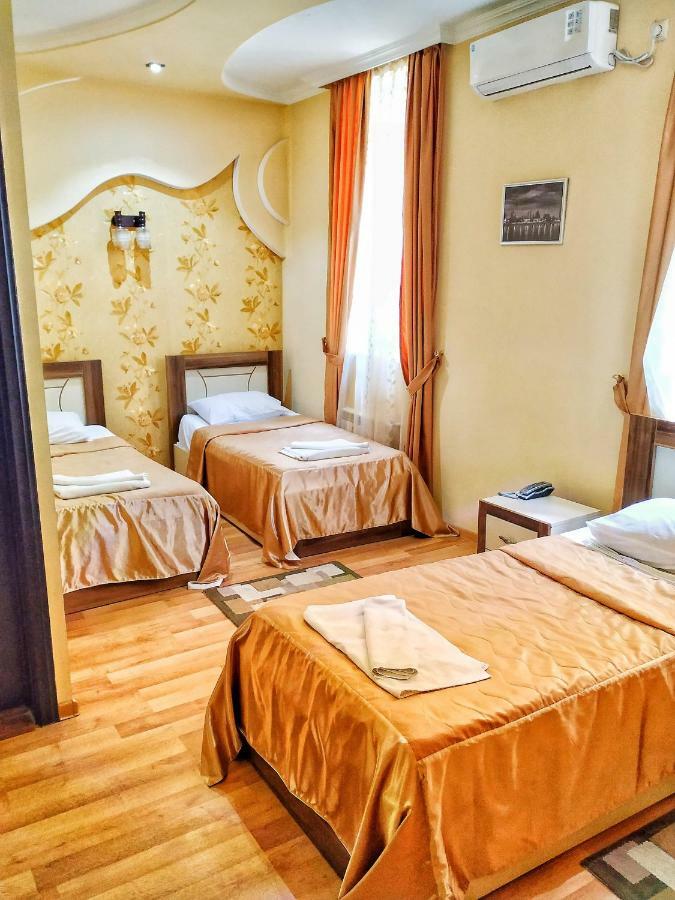 Lux Palace Hotel Kutaisi Eksteriør billede